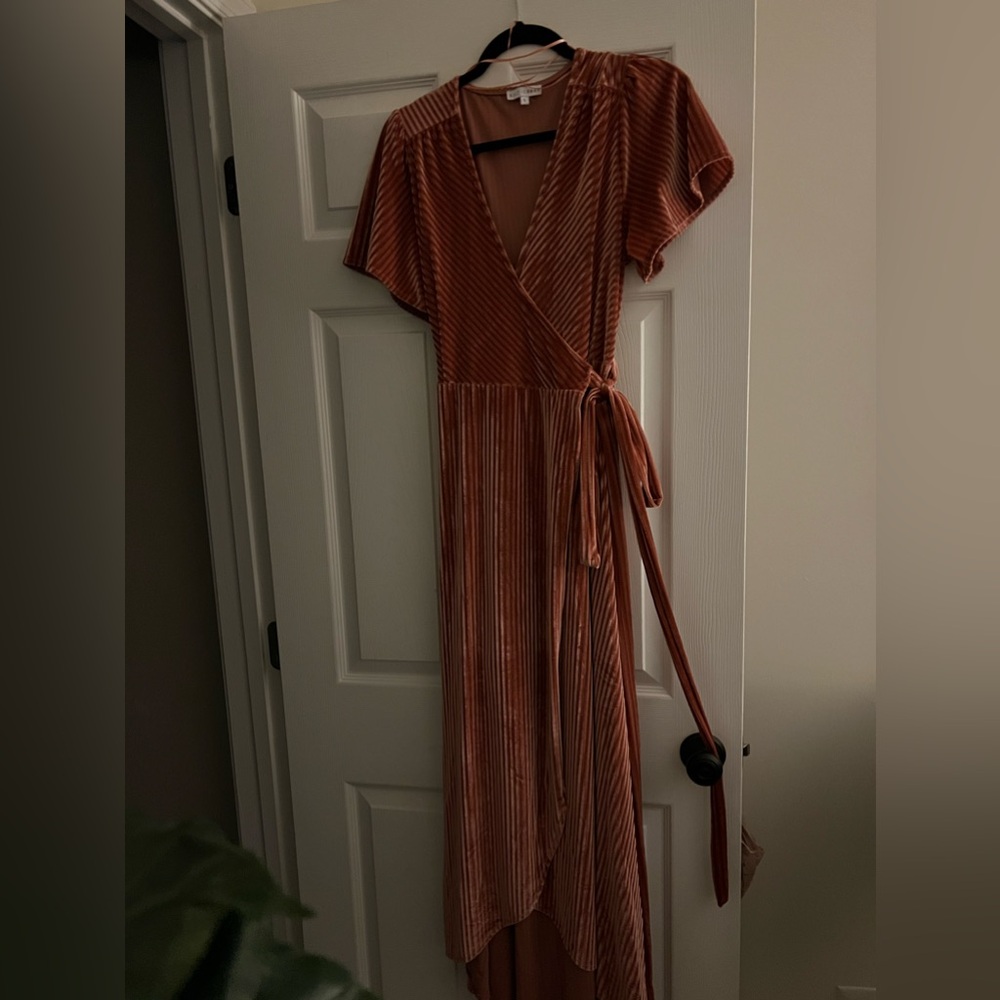 Baltic Born Velvet Wrap Dress in Size L, Rust Color, NWOT. Beautiful dress!